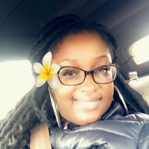 Meet your Posher, Montina